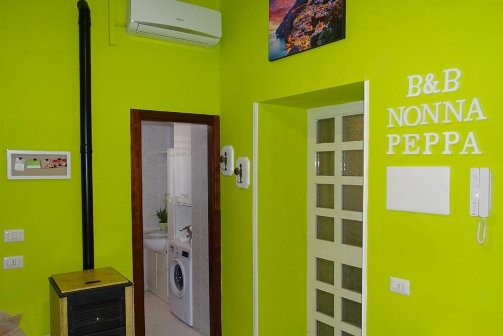 Nonna Peppa - Sorrento Bed & Breakfast Sant'Agnello Exterior photo